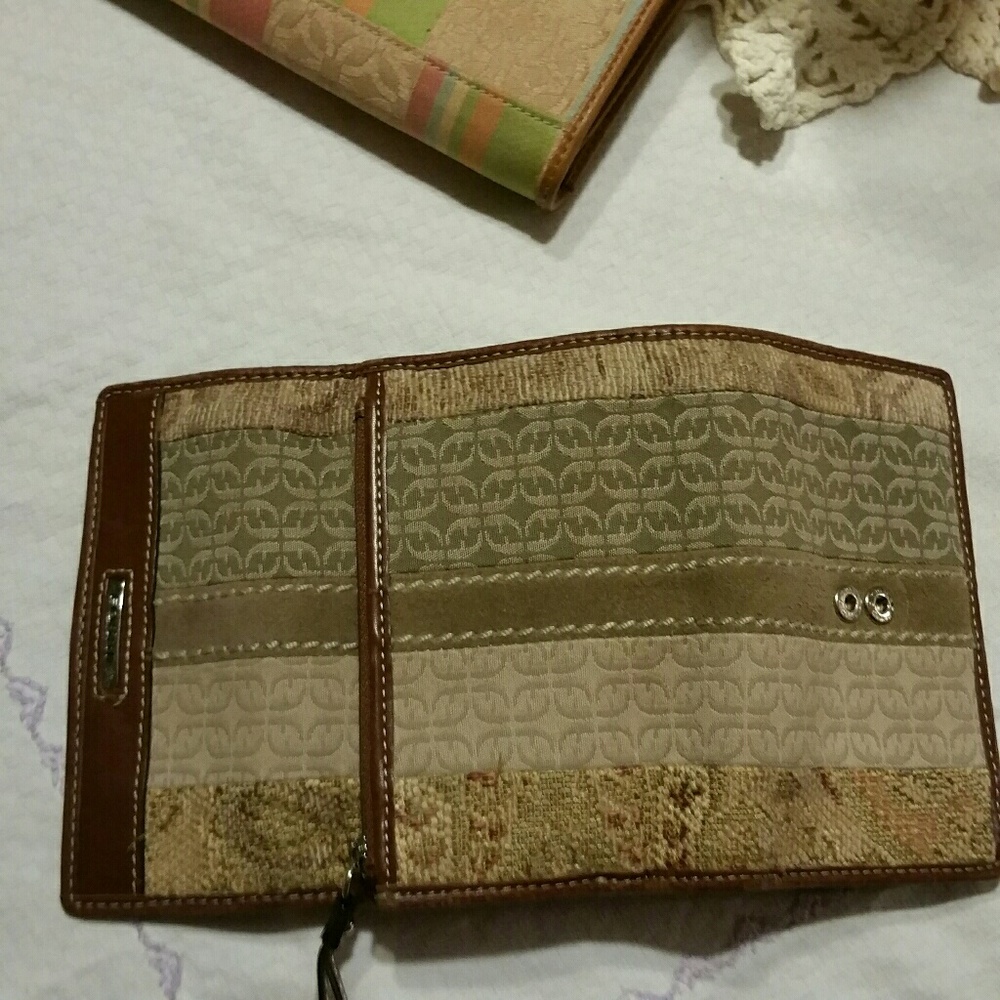 Fossil Wallet - Picture 3 of 4